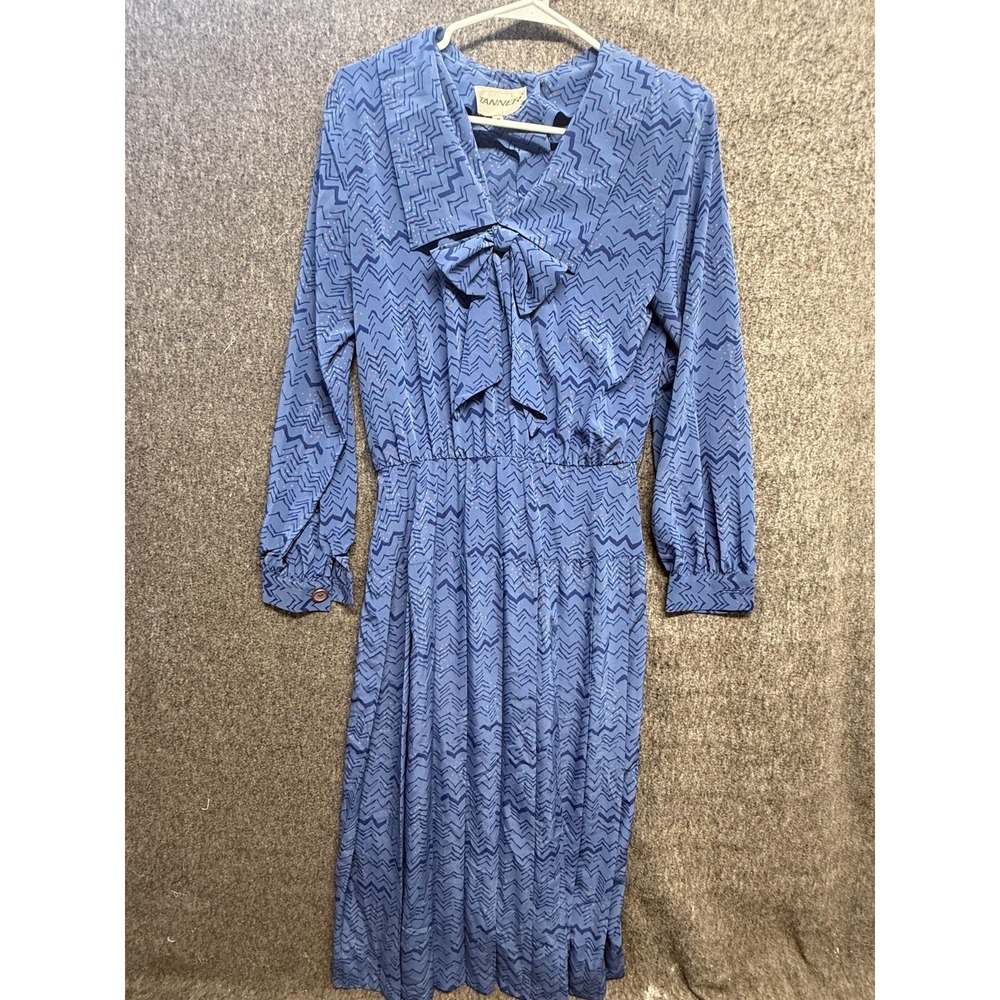 Vintage Tanner Dress Womens 8 Blue Chevron Bow Collar Button Front Midi 80s